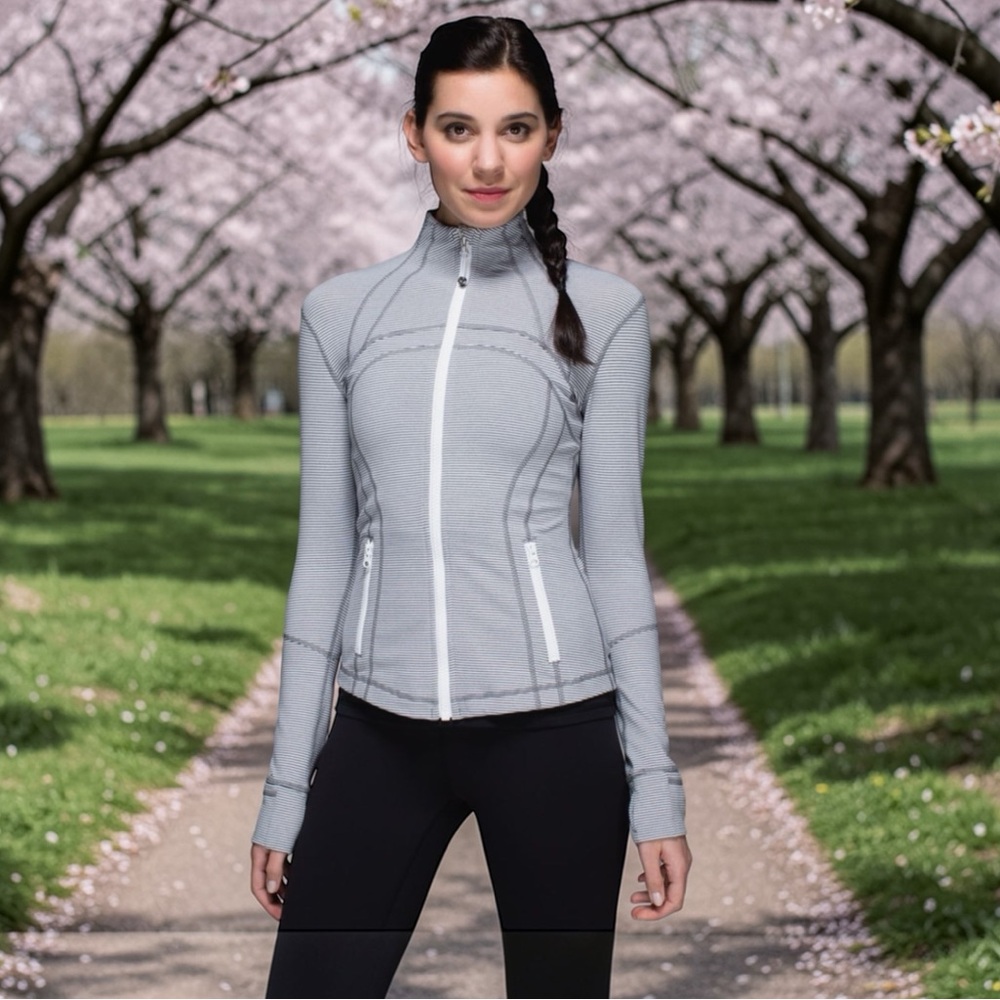 Lululemon Define Jacket in Tonka Stripe Heathered Slate White Sz 8